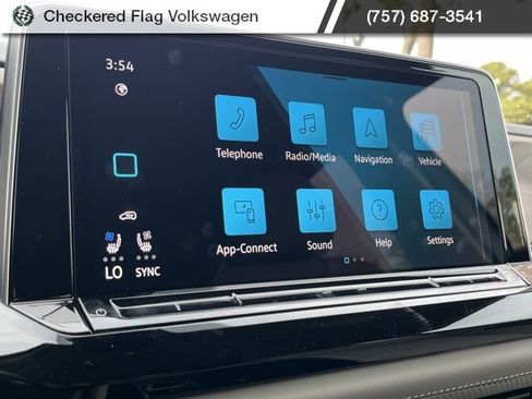 New 2026 Volkswagen Atlas SE image 38