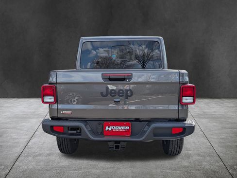 New 2026 Jeep Gladiator Sport image 5