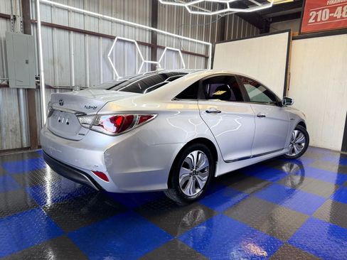 Used 2013 Hyundai Sonata Limited image 15