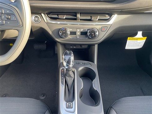 New 2026 Buick Envista Preferred image 11