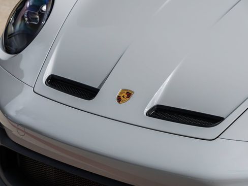Certified 2022 Porsche 911 GT3 RWD image 25