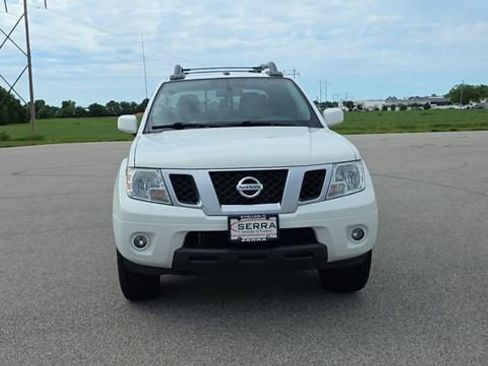 Used 2021 Nissan Frontier PRO-4X w/ Pro-4x Utility Package AWD/4WD image 2