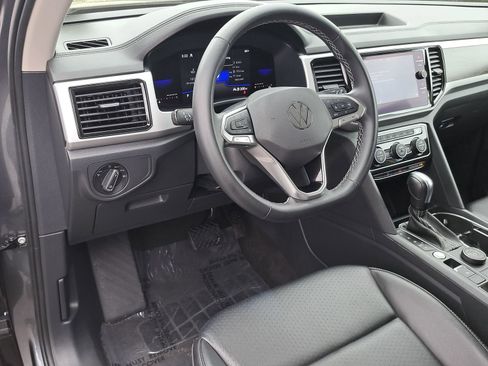 Used 2022 Volkswagen Atlas SE AWD/4WD image 18