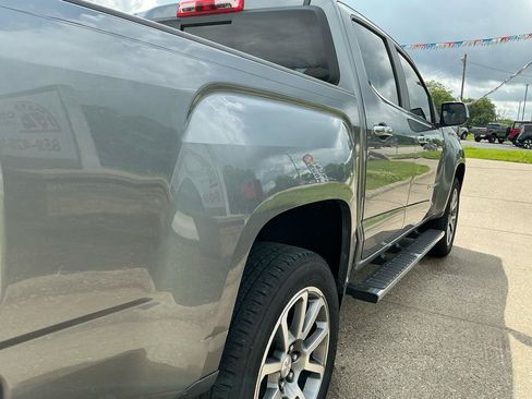 Used 2022 GMC Canyon Denali RWD image 26