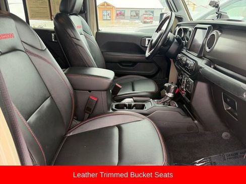 Used 2022 Jeep Gladiator Rubicon w/ Cold Weather Group image 22