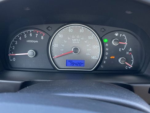 Used 2007 Hyundai Elantra GLS FWD image 12