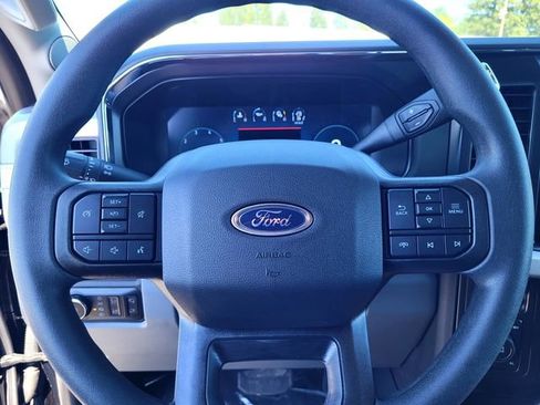New 2026 Ford F250 XLT w/ XLT Premium Package AWD/4WD image 10