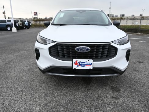 New 2026 Ford Escape Active image 10