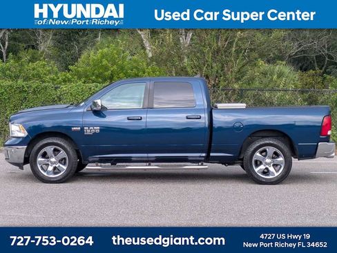 Used 2019 RAM 1500 Big Horn RWD image 2
