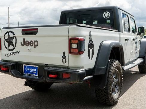 Used 2021 Jeep Gladiator Rubicon w/ Dual Top Group AWD/4WD image 6