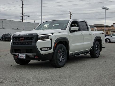 New 2026 Nissan Frontier Pro-X w/ Tow Package image 8