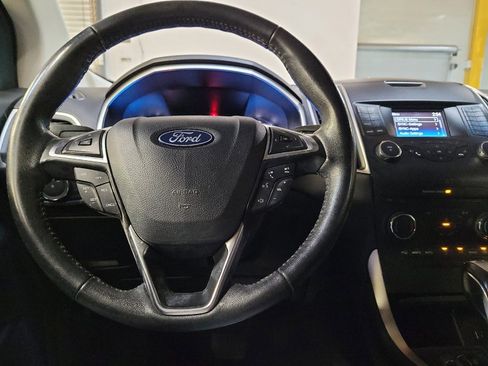 Used 2018 Ford Edge SEL image 22