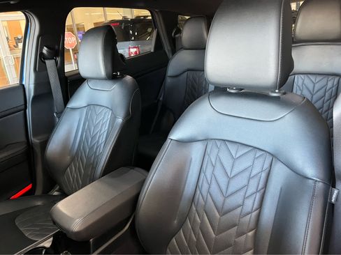 Used 2023 Kia Sportage X-Line w/ X-Line Premium Package AWD/4WD image 21