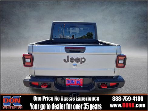 Used 2023 Jeep Gladiator Rubicon w/ LED Lighting Group AWD/4WD image 7