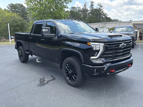 New 2026 Chevrolet Silverado 3500 LT w/ Trail Boss Package AWD/4WD image 3
