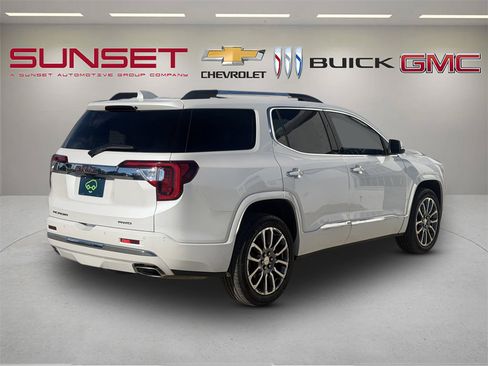 Certified 2021 GMC Acadia Denali w/ Denali Ultimate Package AWD/4WD image 7