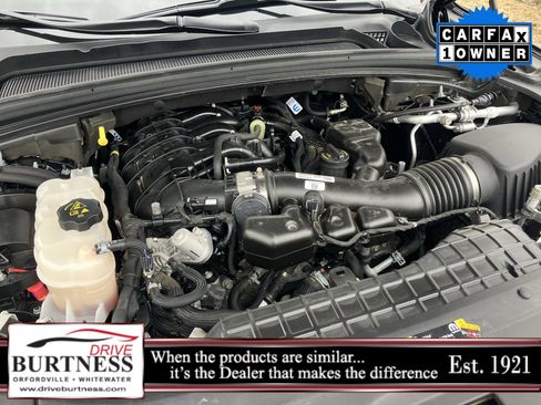 Used 2023 Jeep Grand Cherokee Limited w/ Black Appearance Package image 24