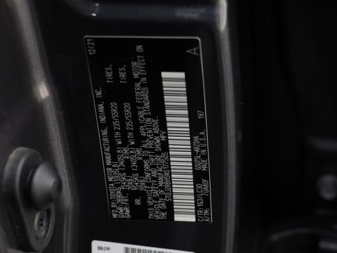 Used 2022 Toyota Highlander XSE AWD/4WD image 25