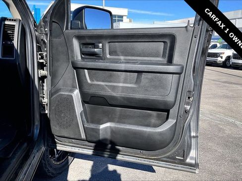 Used 2018 RAM 1500 Express image 27