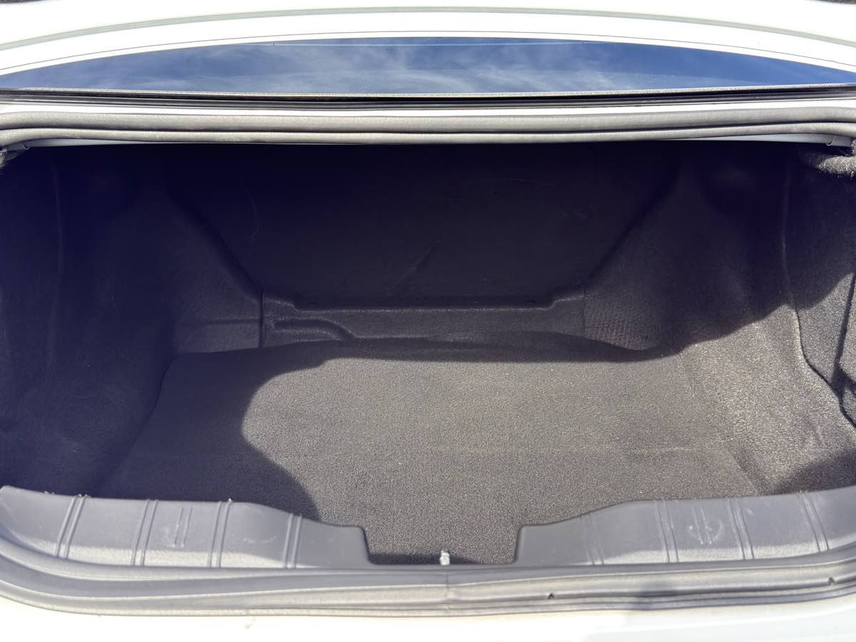 Used 2018 Chevrolet Camaro SS RWD image 23