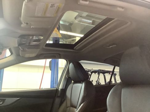 Certified 2023 Subaru Crosstrek 2.5i Limited AWD/4WD image 12
