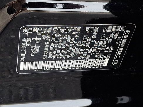 Used 2024 Nissan Rogue SV image 32