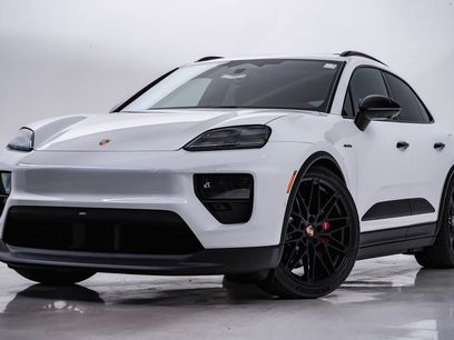 New 2025 Porsche Macan 4S Electric