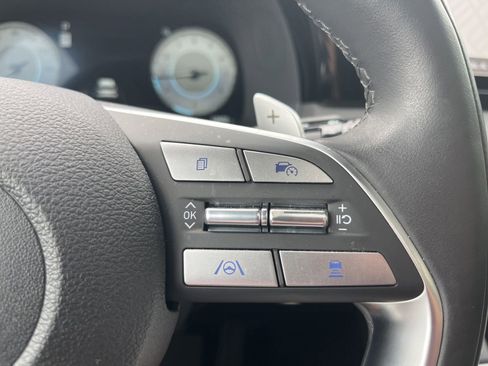 Used 2025 Hyundai Palisade Calligraphy FWD image 16