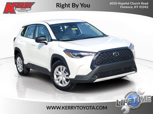 Certified 2024 Toyota Corolla Cross L AWD/4WD image 1