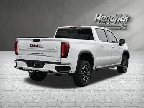 Used 2024 GMC Sierra 1500 AT4 w/ Technology Package AWD/4WD image 10