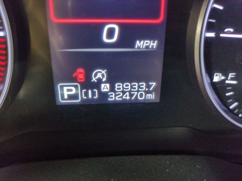 Used 2025 Subaru Crosstrek 2.5i Limited AWD/4WD image 19