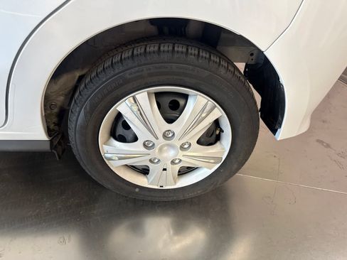 Used 2024 Mitsubishi Mirage ES FWD image 10