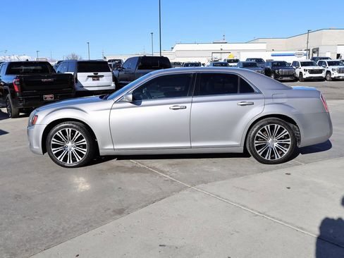 Used 2013 Chrysler 300 S image 3