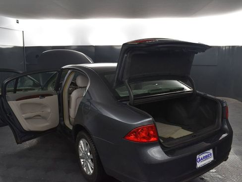 Used 2010 Buick Lucerne CX image 37