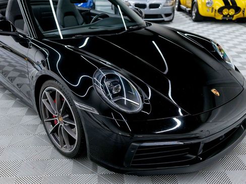 Used 2020 Porsche 911 Carrera 4S AWD/4WD image 15