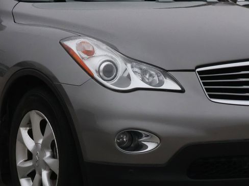 Used 2010 INFINITI EX35 Journey image 8