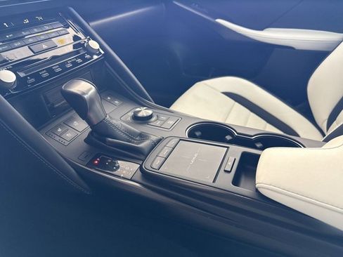 Used 2021 Lexus IS 350 F Sport image 19