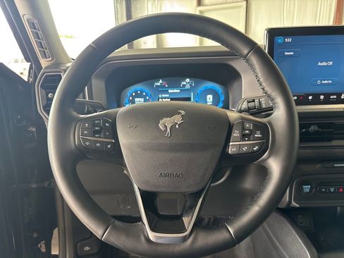 Used 2025 Ford Bronco Sport Badlands image 10