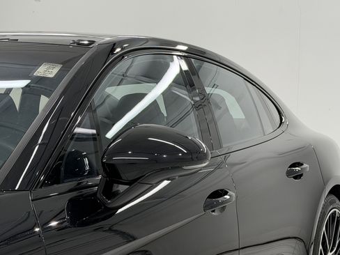 Certified 2022 Porsche Panamera 4S image 19