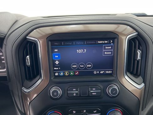 Used 2023 Chevrolet Silverado 2500 High Country w/ Technology Package AWD/4WD image 12