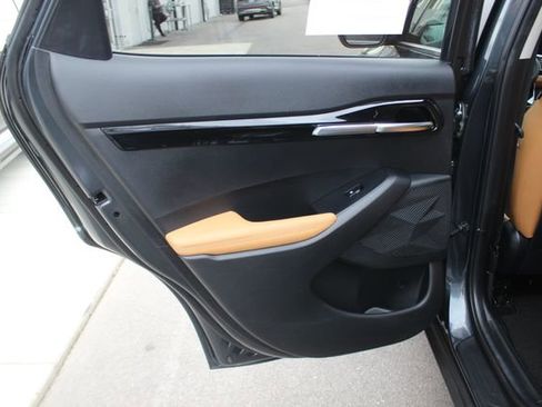 Certified 2024 Kia Seltos EX AWD/4WD image 23