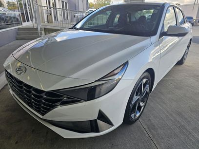 Used 2021 Hyundai Elantra Limited