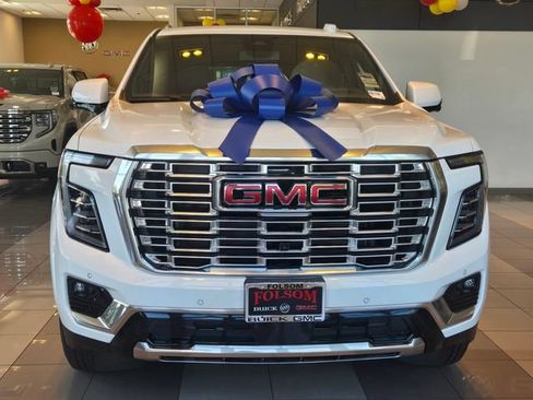 New 2026 GMC Yukon Denali AWD/4WD image 2