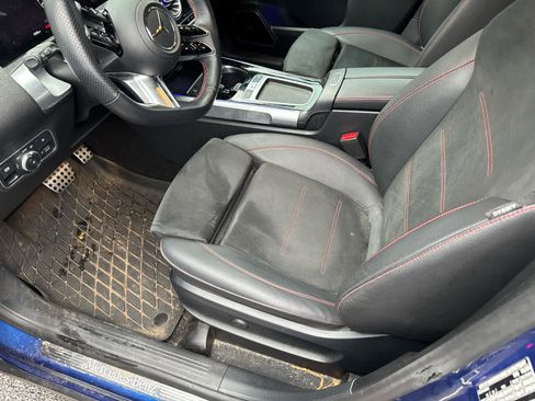 Used 2024 Mercedes-Benz GLB 250 image 5