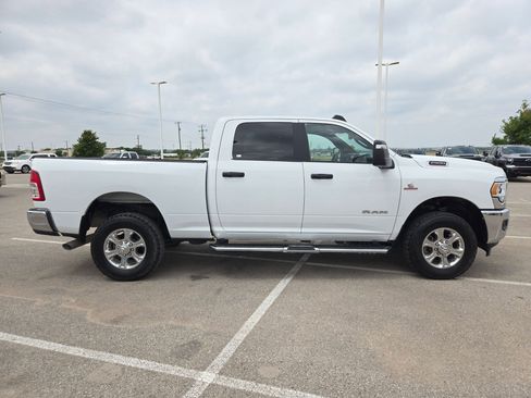 Used 2024 RAM 2500 Big Horn AWD/4WD image 2