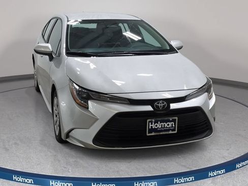 Certified 2024 Toyota Corolla LE FWD image 2