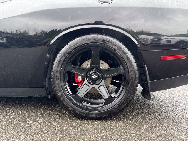 Used 2016 Dodge Challenger R/T Plus RWD image 19