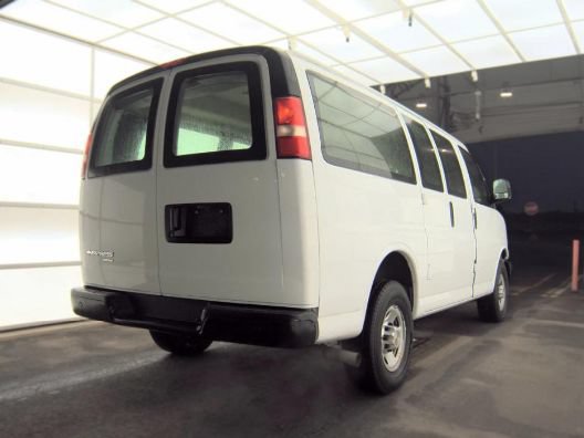 Used 2014 Chevrolet Express 3500 RWD image 5