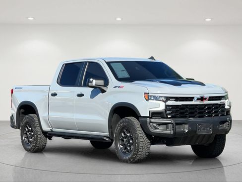 Used 2024 Chevrolet Silverado 1500 ZR2 w/ ZR2 Bison Edition AWD/4WD image 7