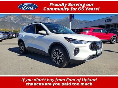 Used 2025 Ford Escape Base w/ Class II Trailer Tow Package